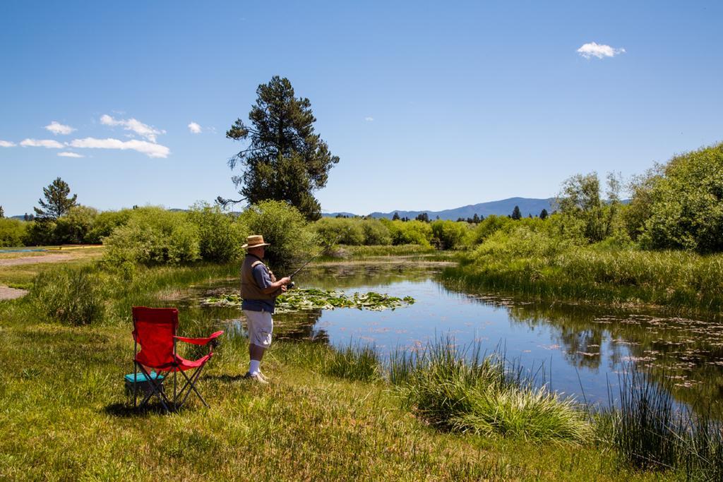 Bend-Sunriver Camping Resort Wheelchair Accessible Yurt 13 Екстериор снимка